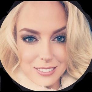 Meet your Posher, Justine